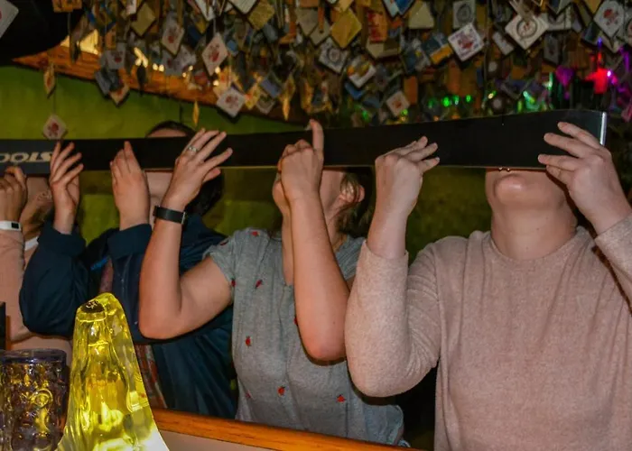 Schutzenbach Backpackers For Adults 18-34 Years Only *