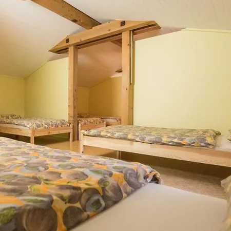 Vandrerhjem Schutzenbach Backpackers For Adults 18-34 Years Only